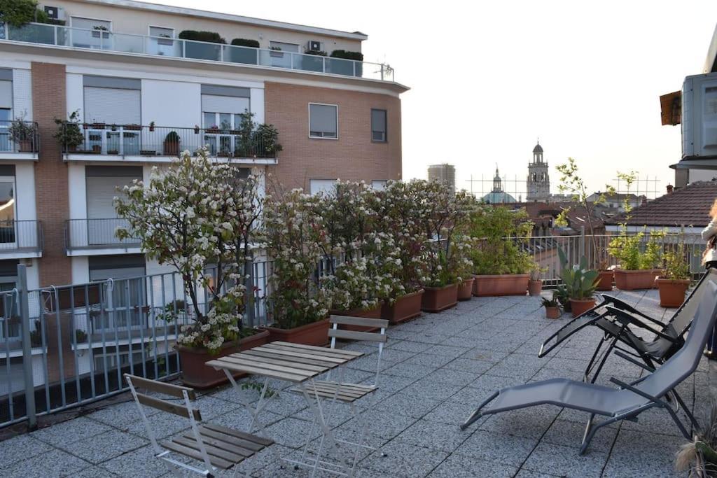 One Flat/Studio,Busto ArsizioCenter,With Terrace 外观 照片